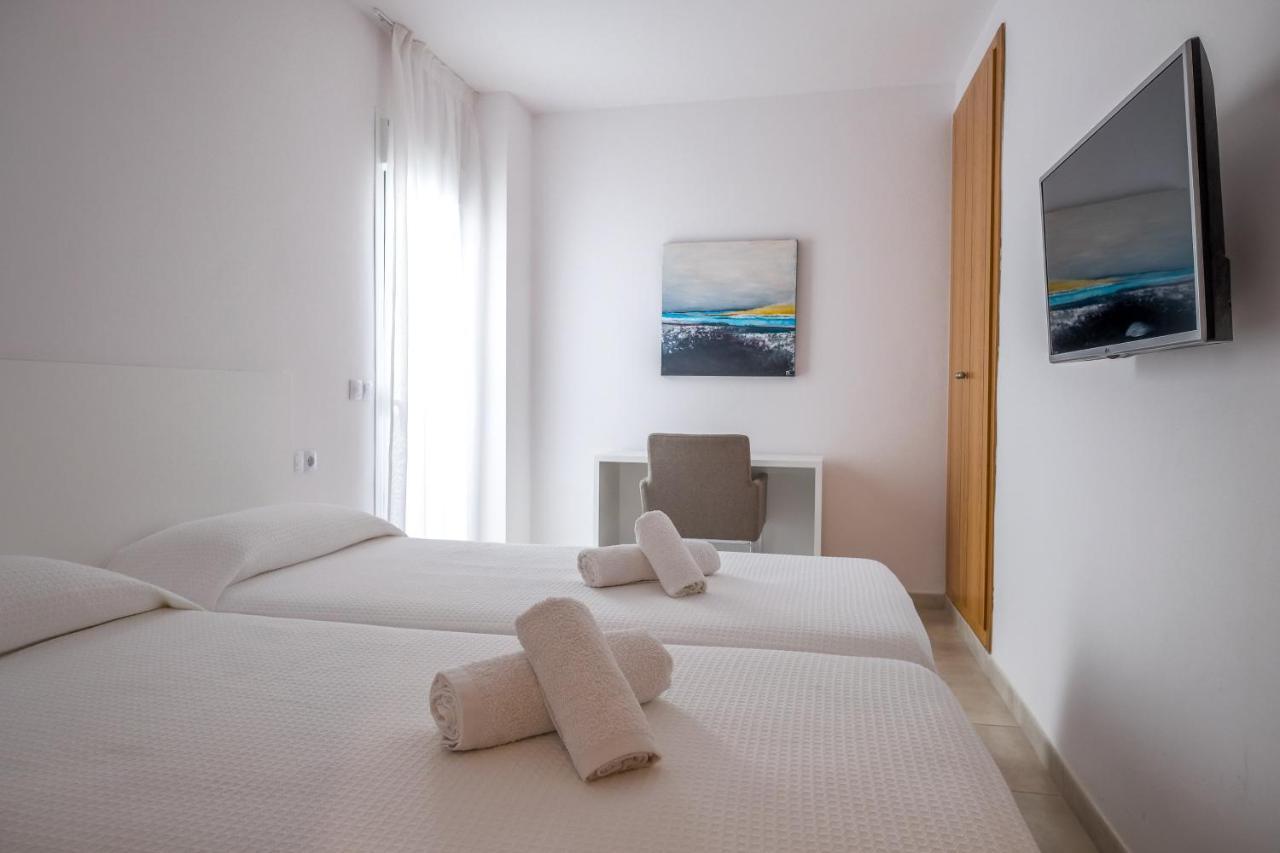 Sal Mar Suites Santa Eularia des Riu Exterior photo