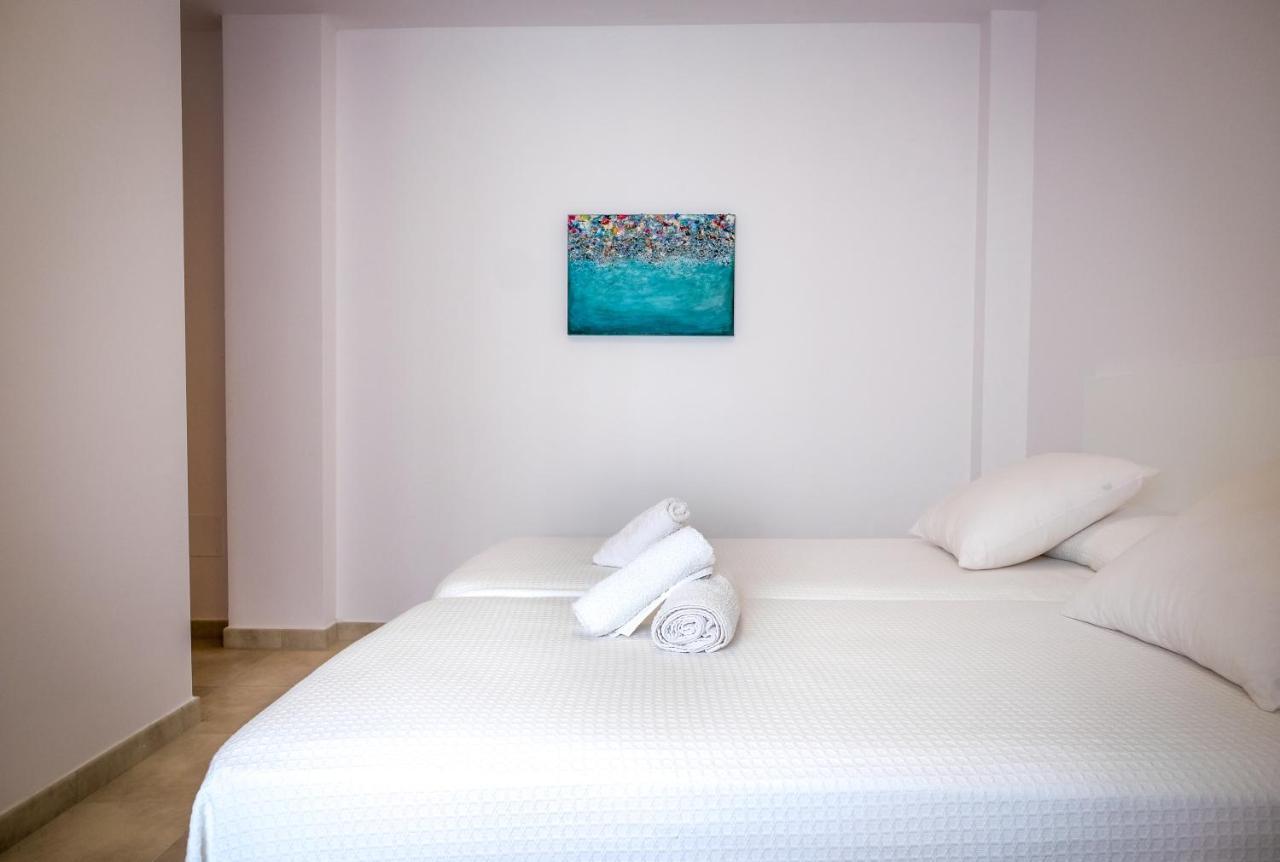 Sal Mar Suites Santa Eularia des Riu Exterior photo
